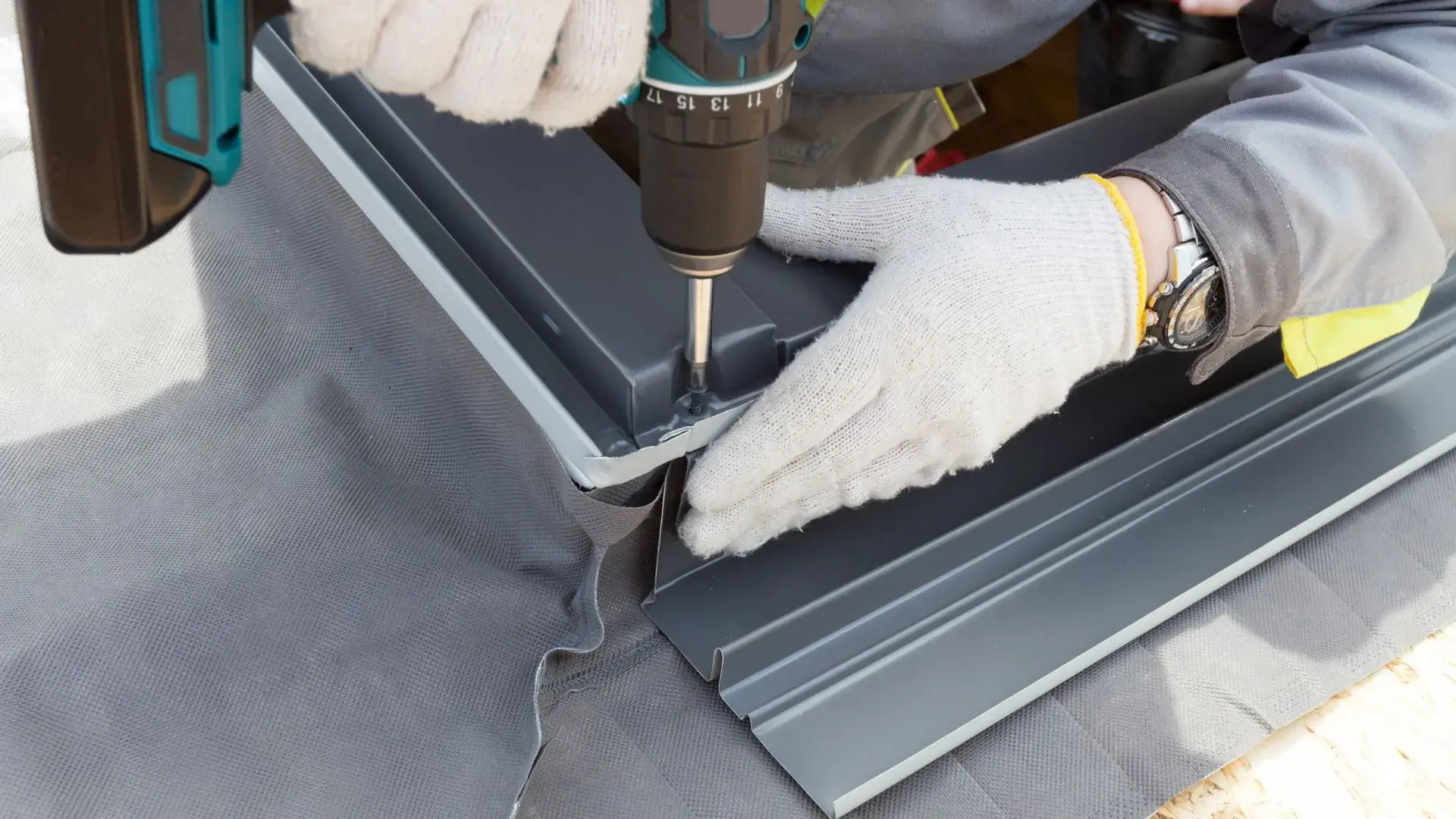 Rainshield Roofing: Excellence in Skylight Installation