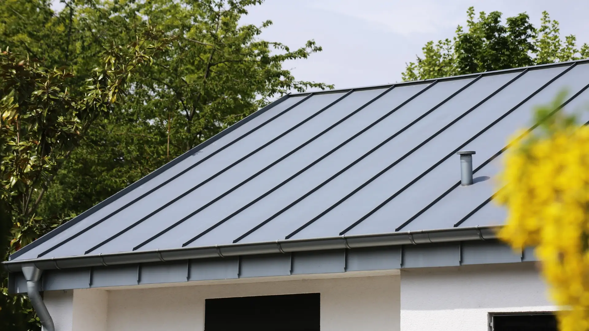 Metal Standing Seam Roof on Residential Home